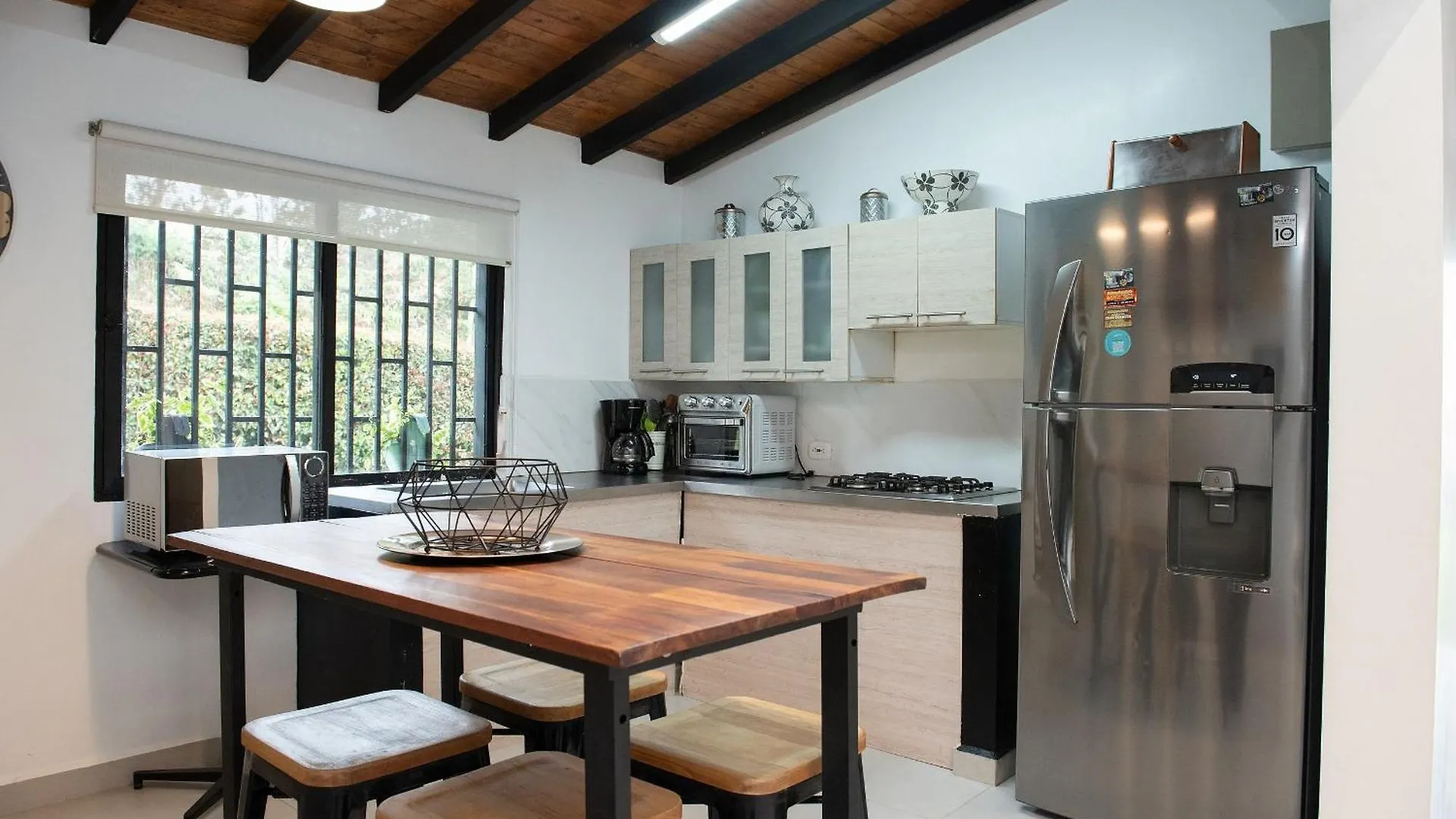 Feriehus El Cielo En La Vereda Barroblanco De Santa Elena Villa Medellín Colombia