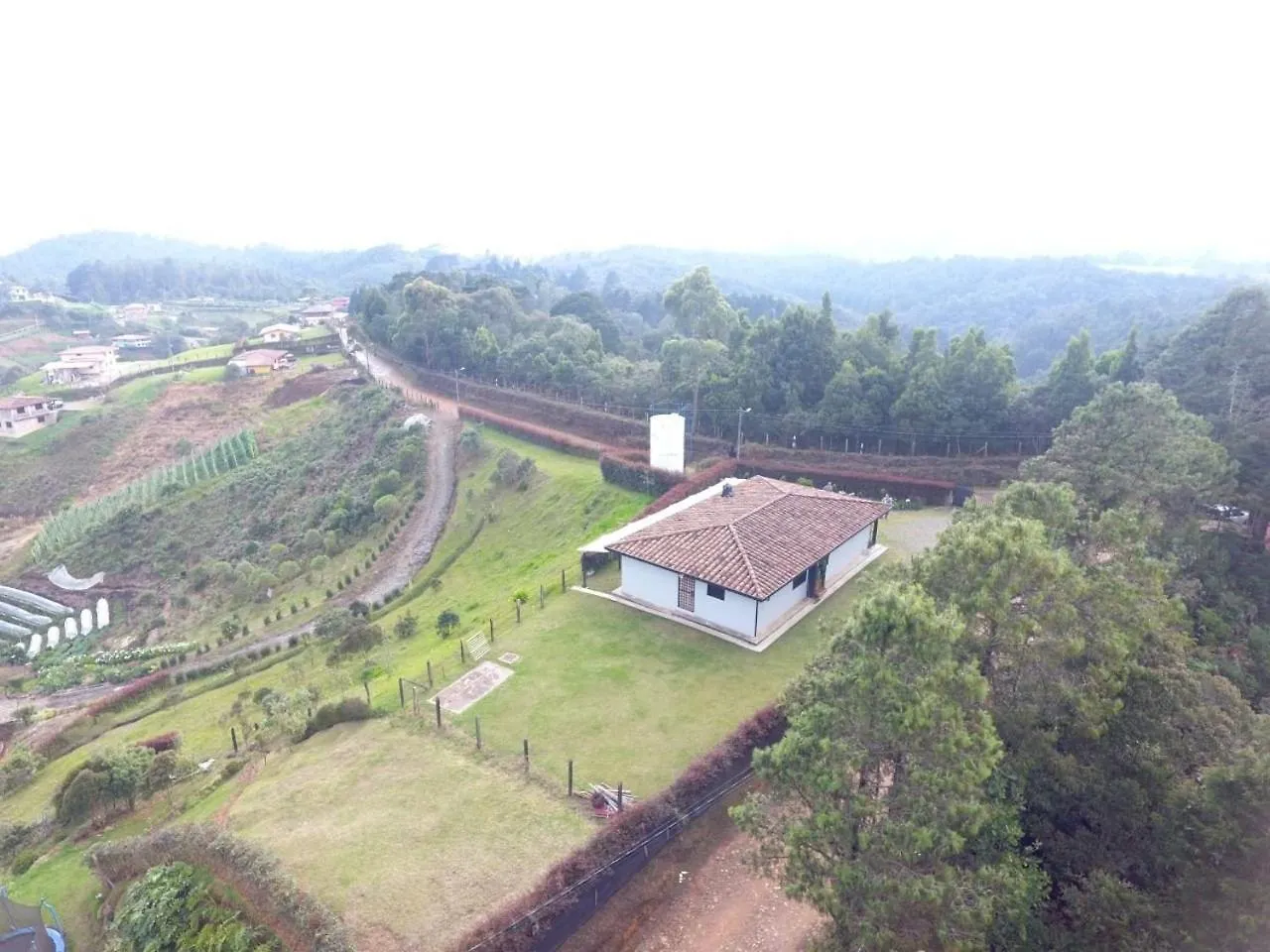 Willa El Cielo En La Vereda Barroblanco De Santa Elena Medellín Kolumbia