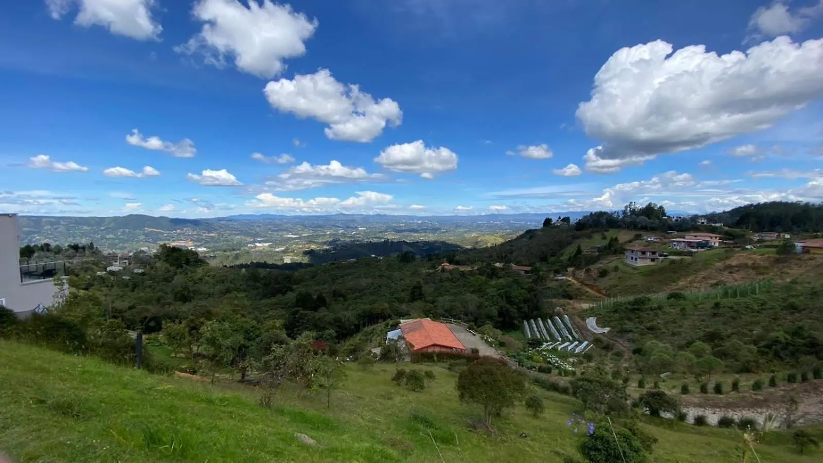 Willa El Cielo En La Vereda Barroblanco De Santa Elena Medellín Dom wakacyjny